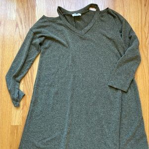 EUC Everly Cold-Shoulder Midi A-Line Dress